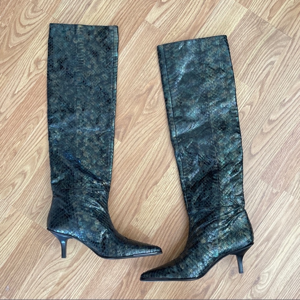 Vintage 90s Gucci Tom Ford Python Snakeskin Green Slip On Long Knee High Boot - Picture 4 of 14